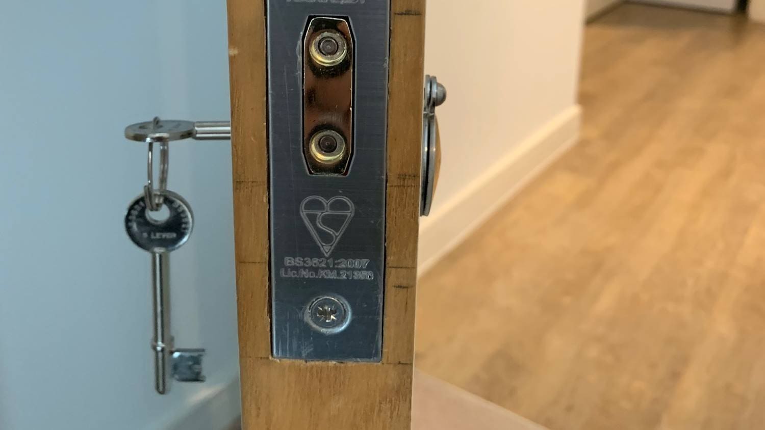 Fresh fit new 5 lever BS lock to flat door in Tankerton Whitstable Cropped